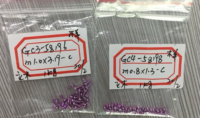 ljubičasto pocinčavanje mikro vijak m0.8 vijci za pocinčavanje m1 čelični minijaturni vijak purple zinc plating micro screw m0.8 zinc plating screws m1 steel miniature screw